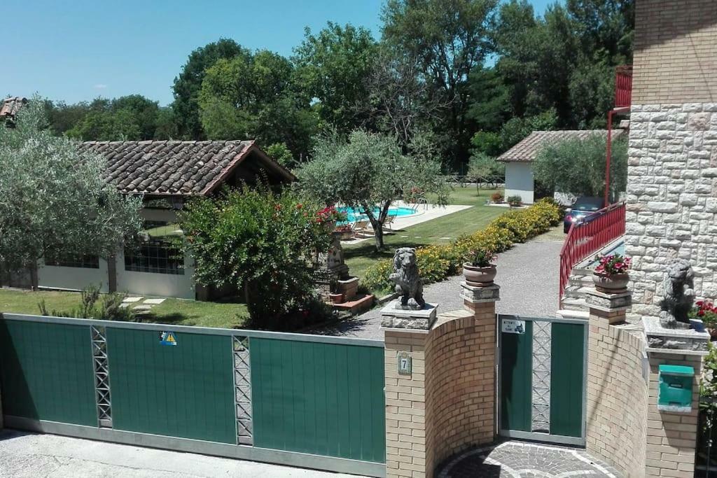 Gino's House Hébergement de vacances